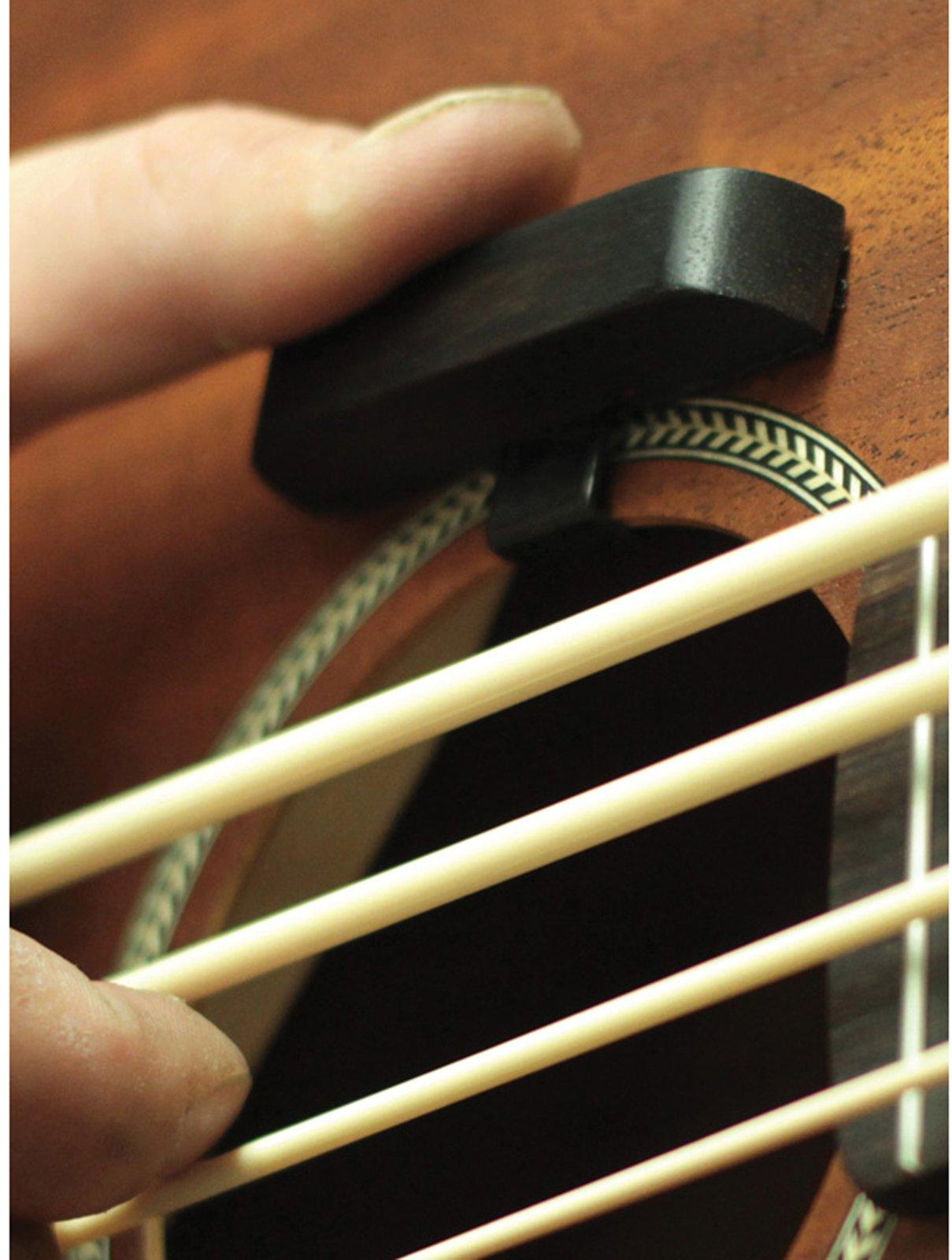 GOLD TONE MICROBASS THUMB REST – Image 1