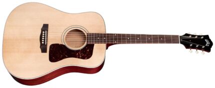Guild USA D-40 Standard NAT SP/MH W/C Dreadnought (Spruce & Mahogany) Guitar